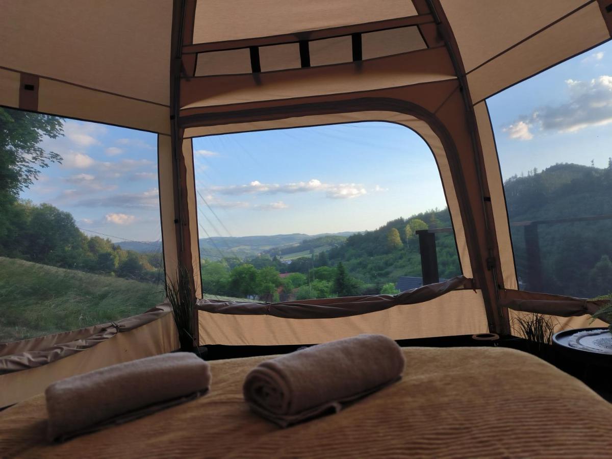 Glamping Roznov Hotel Rožnov pod Radhoštěm Kültér fotó